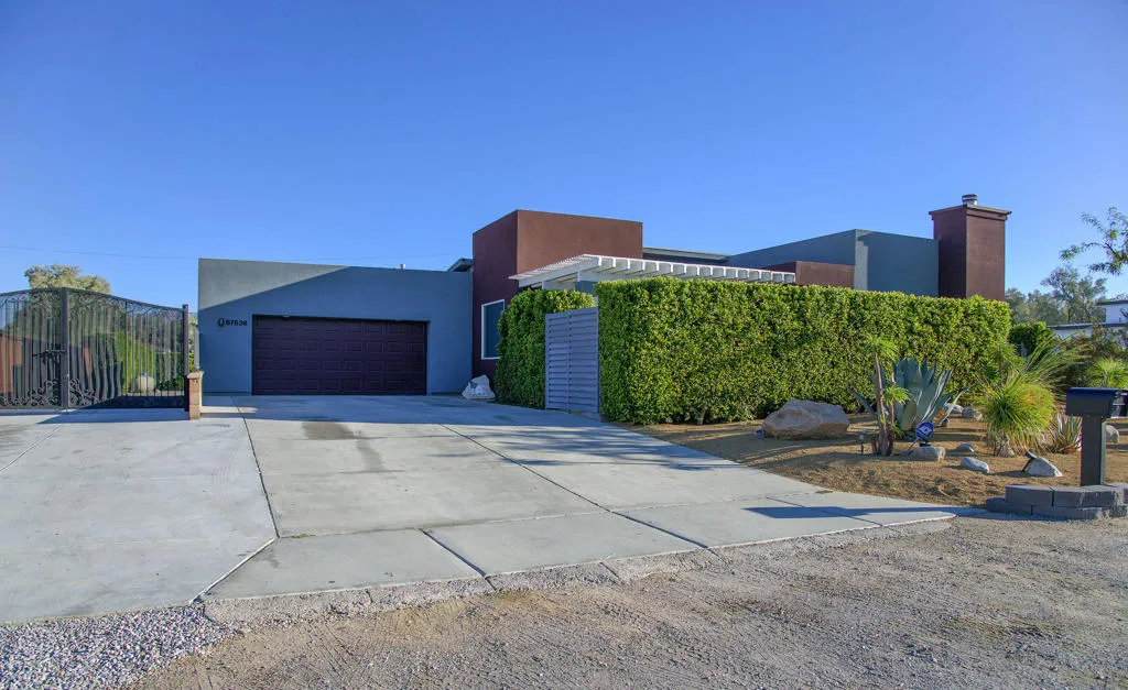 67536 Hatchet Cactus Drive, Desert Hot Springs, California 92241 home-pic-0